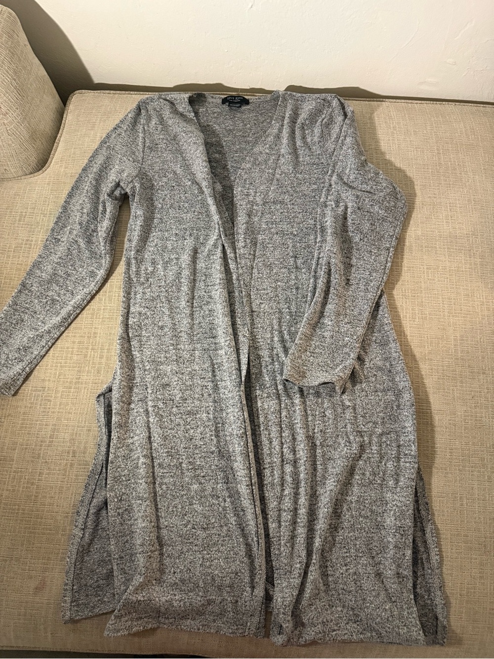 Cardigan - Picture 2 of 4
